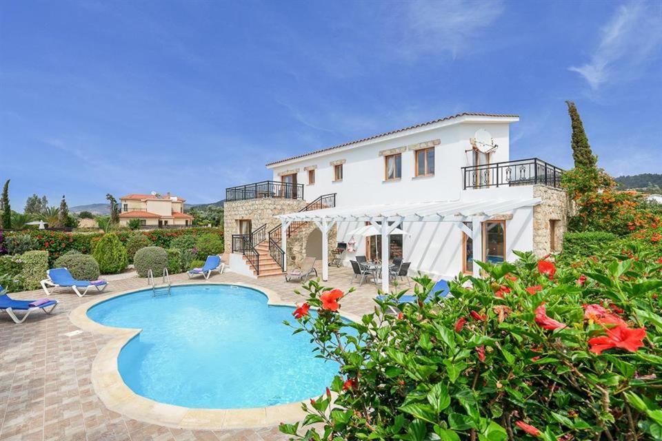 Argaka Beachfront Villa Пафос Экстерьер фото